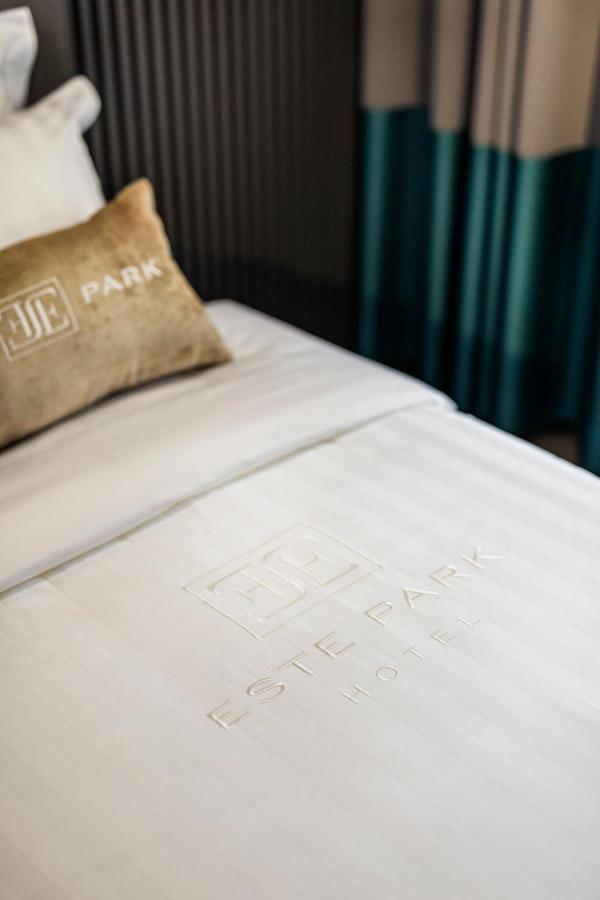 -- Park -- Part Of Urban Chic Luxury Design - Parking & Compliments - Next To Shopping & Dining Mall 4* פלובדיב