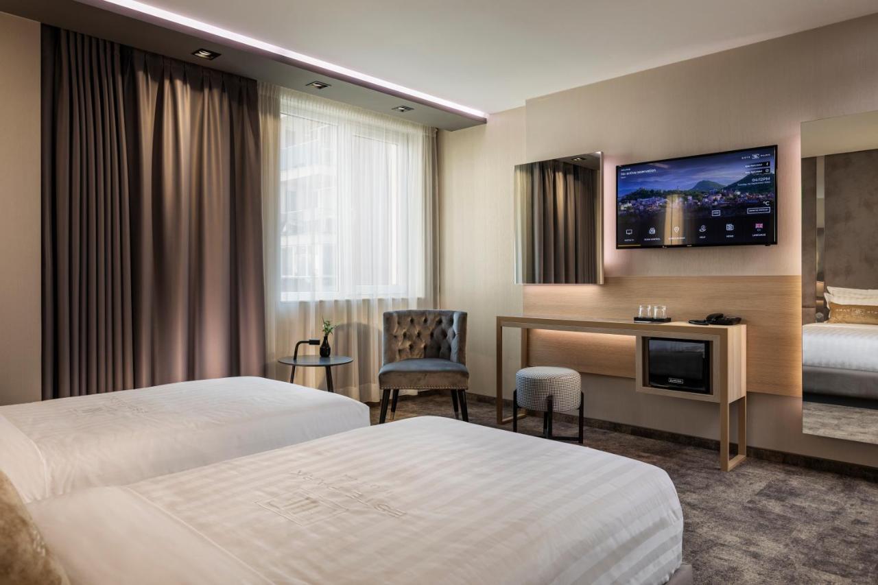 מלון -- Park -- Part Of Urban Chic Luxury Design - Parking & Compliments - Next To Shopping & Dining Mall 4*